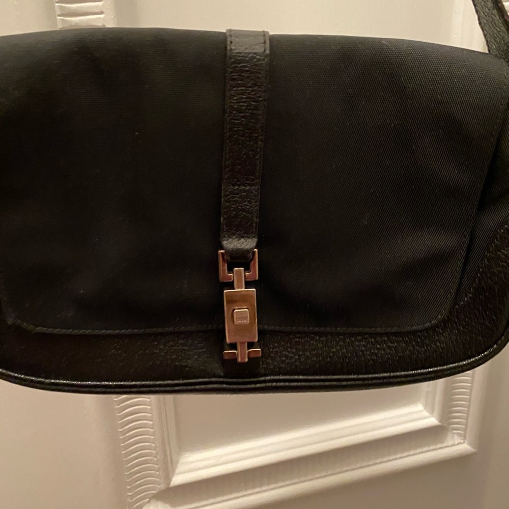 Gucci shoulder bag in black